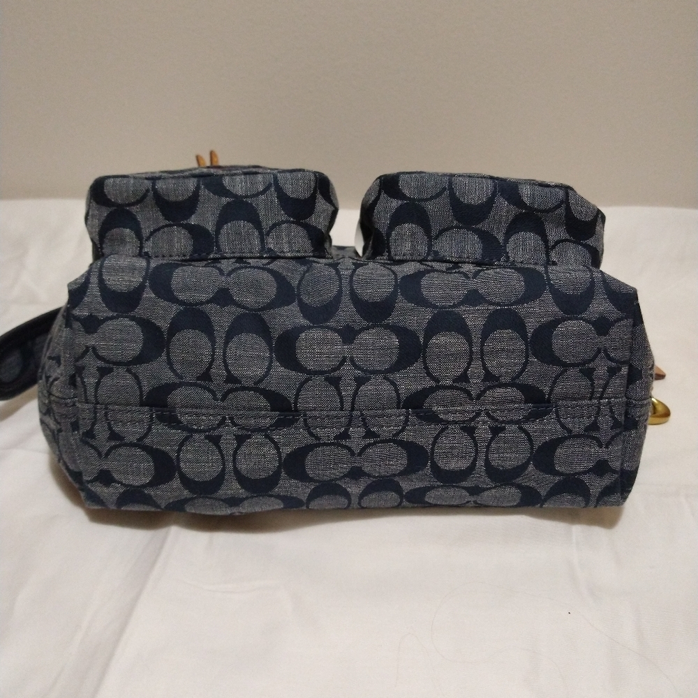 Sold**Coach New York Chambray Signature Cargo Bag - Picture 13 of 16